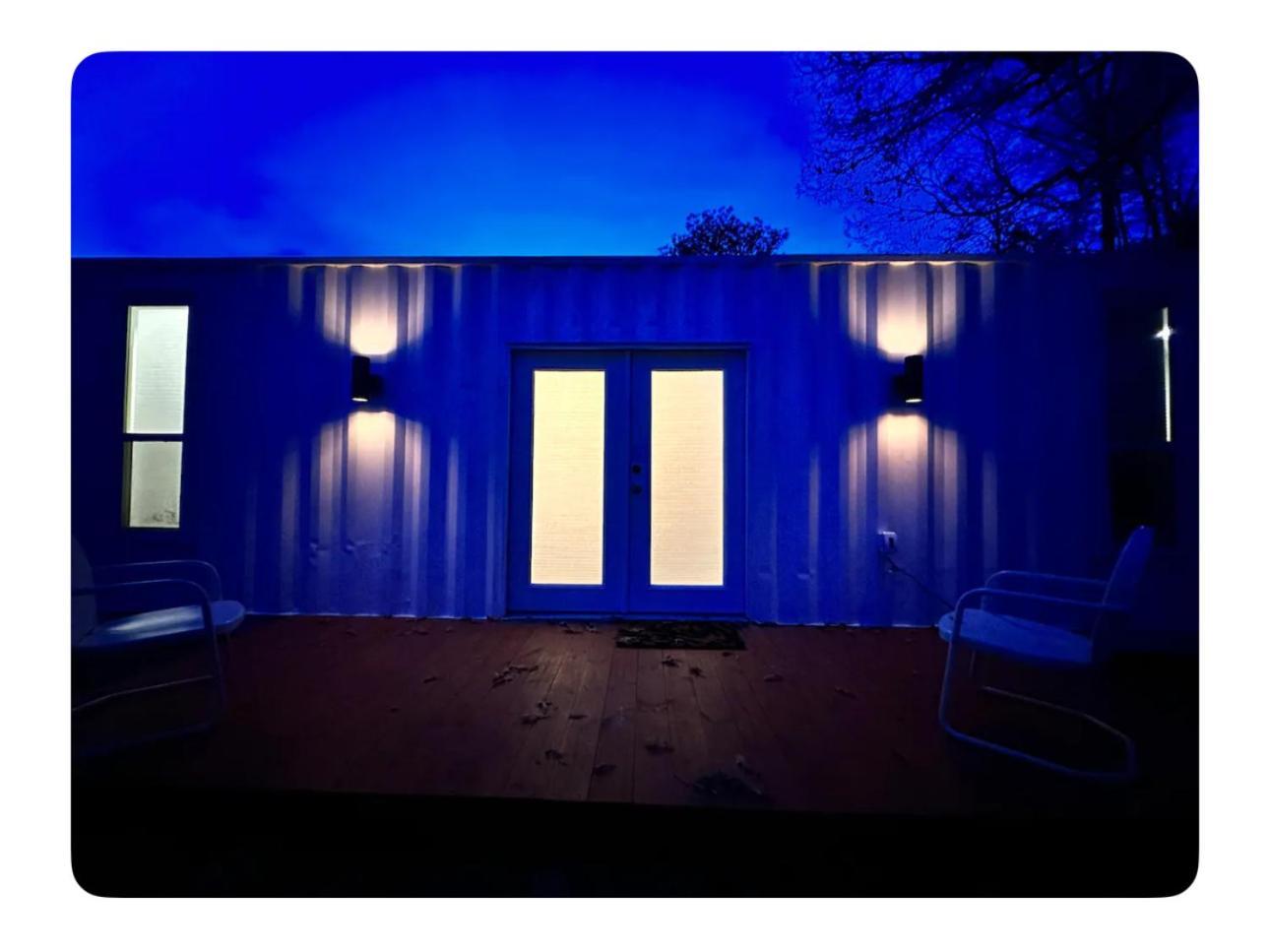 Nomehaus Shipping Container Studio Residential Neighborhood Athens Exteriér fotografie